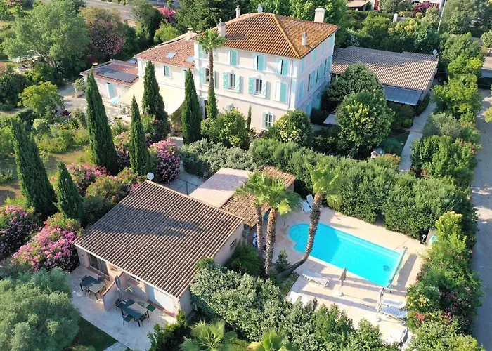 Domaine De L\'Aufrene