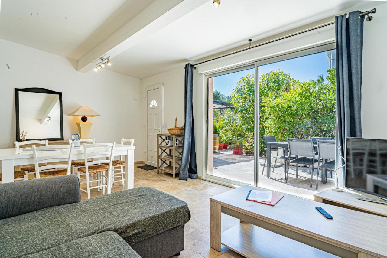 Domaine De L'aufrene Bed & Breakfast Hyeres