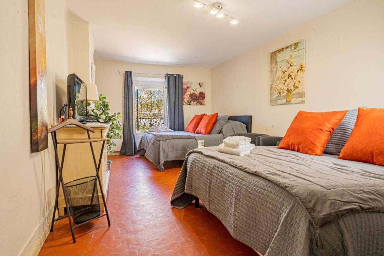Domaine De L'aufrene Bed & Breakfast Hyeres