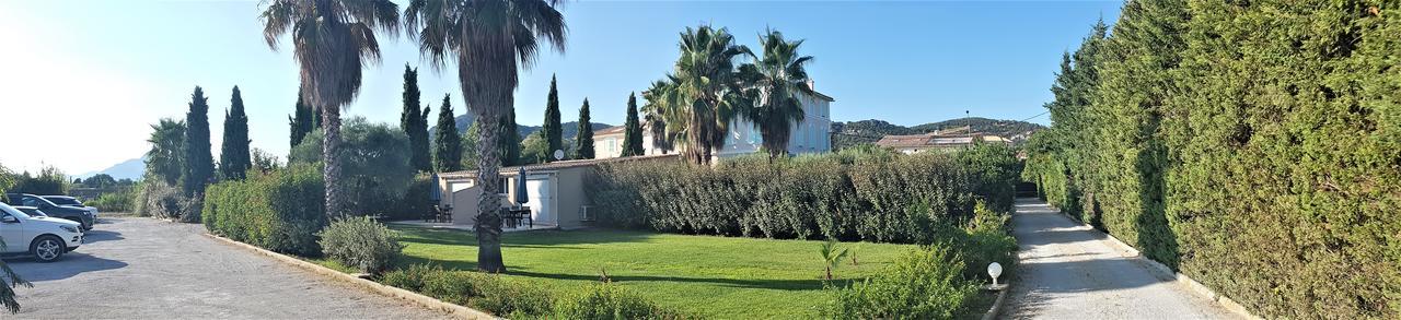 Bed & Breakfast Domaine De L'aufrene
